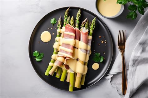 Asperges Blanches Cuites La Vapeur Traditionnelles De Style Moderne