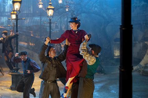 Mary Poppins Returns Director Says Emily Blunt Was Robbed At The