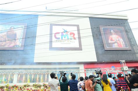 Keerthy Suresh Launches Cmr Shopping Mall At Mahabubnagar Hd Gallery