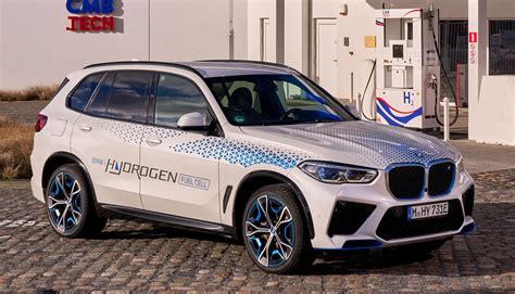 BMW bringt Wasserstoff Pilotflotte auf Straße ecomento de