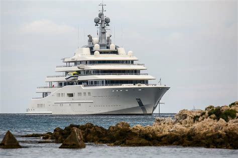 Discover the World's Largest Superyachts: Unrivaled Luxury, Engineering ...