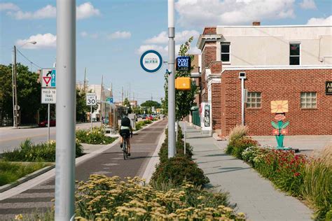 Indianapolis Travel Guide - Vacation and Trip Ideas