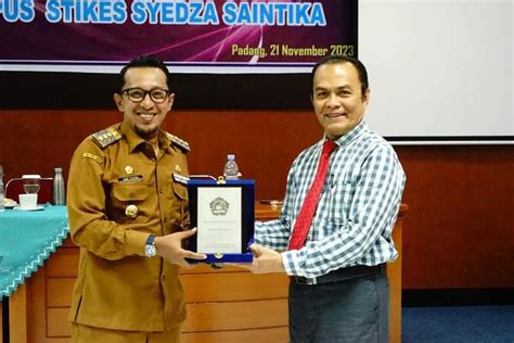 Kebutuhan Tenaga Medis Bupati Eka Putra MoU Dengan STIKES Syedza