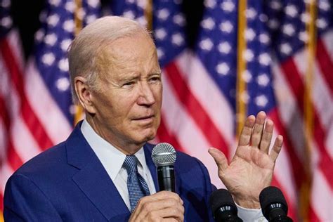 Jornal Correio Biden diz nos EUA que liberdade e democracia estão