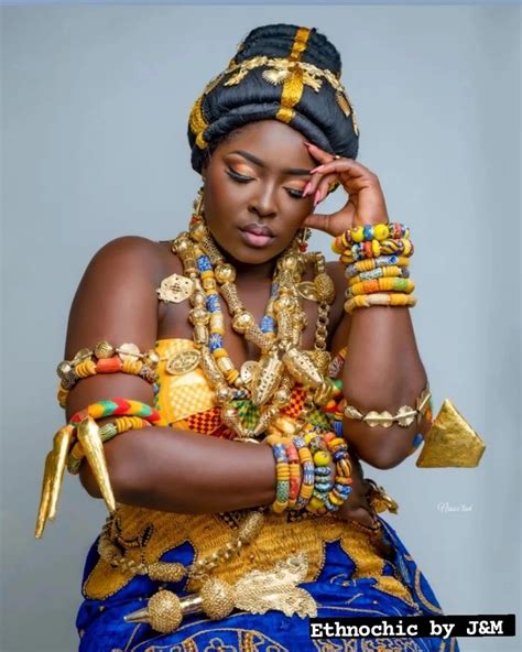 Tenue Traditionnelle Akan By Ethnochic Beautiful African Women