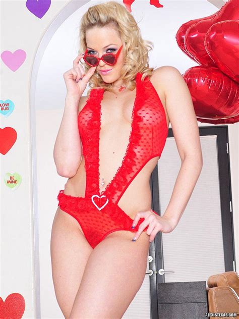 Pictures Of Alexis Texas Wishing You A Sexy Valentine S Day Porn Pictures Xxx Photos Sex