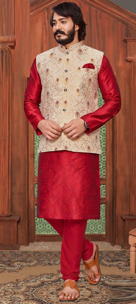 Red And Maroon Color Art Silk Jacquard Fabric Kurta Pyjama With Jacket