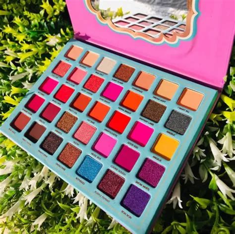Paleta De Sombras Naked Ana Princesas Ojos Brillo Gli Meses Sin Inter S