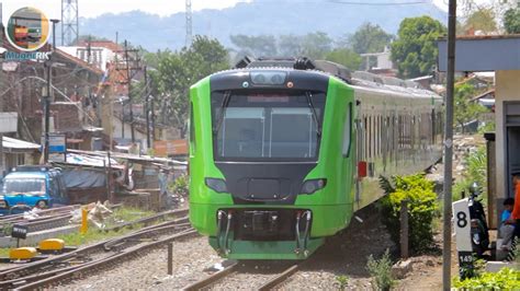 MENIKMATI PAGI DI KOTA BANDUNG SAMBIL LIHAT KERETA Hunting Kereta Di