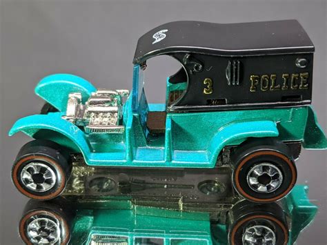 Hot Wheels Vintage Collection Replica Paddy Wagon Police Redline Loose