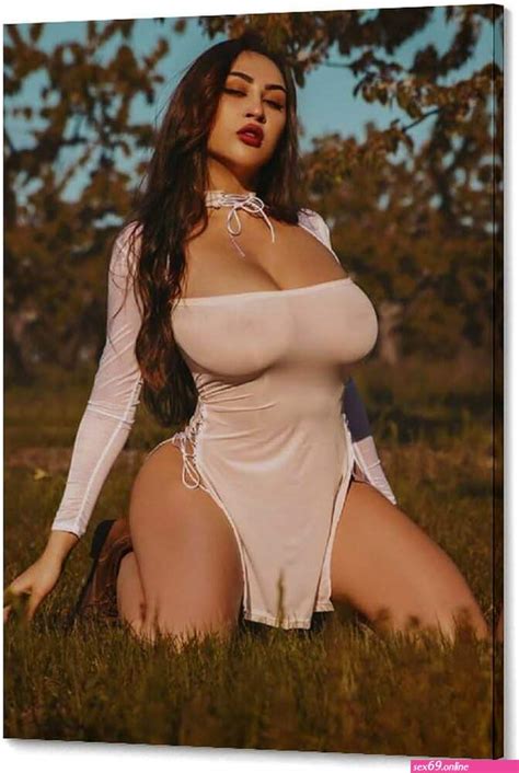 Lousia Khovanski Nude Sexy Photos