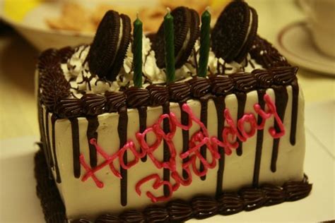 Baskin Robbins Oreo Ice Cream Cake Review | knowingexercise