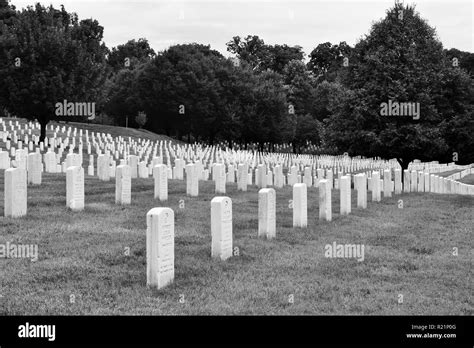 Arlington National Cemetery In Black And White Stock Photo Alamy