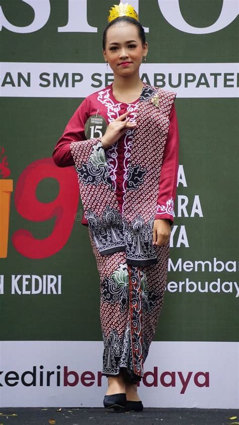 Indonesian Student In Batik Clothes This Batik Comes From Kediri