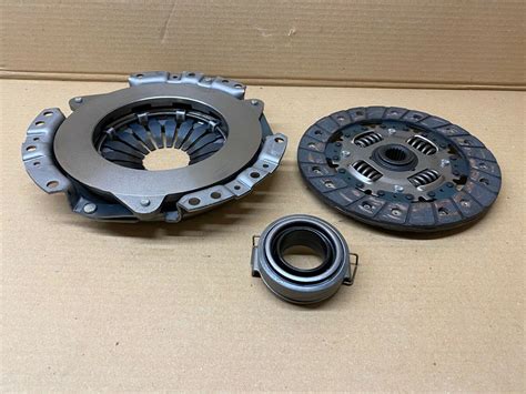 Brand New Piece Clutch Kit For Toyota Yaris Kr Fe Manual