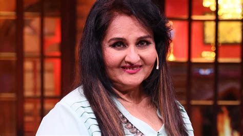 When Reena Roy Skipped Classes Waited Outside Rajesh Khannas House To