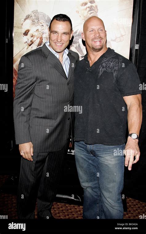 VINNIE JONES & STEVE AUSTIN THE CONDEMNED PREMIERE ARCLIGHT HOLLYWOOD ...