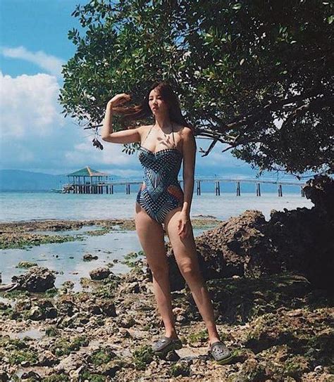 8 Hot Sexy Yoo Seung Ok Bikini Pics
