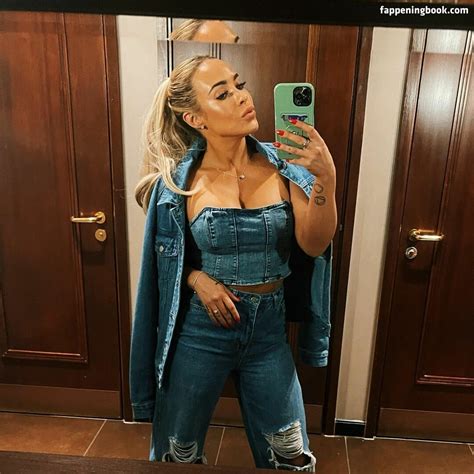 Stephanie Davis Elaine Dvs Nude OnlyFans Leaks Fappening