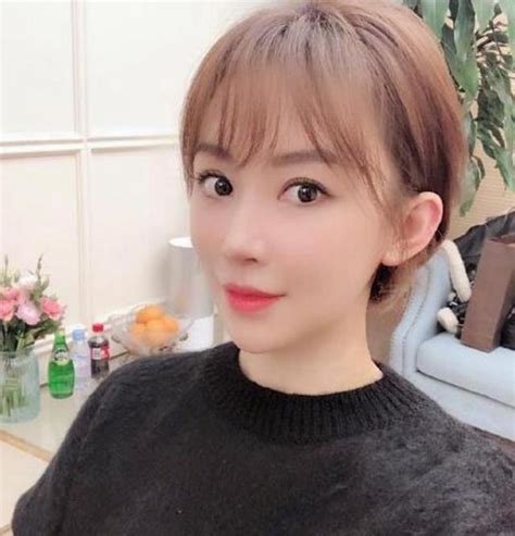 她是真正的九球美女，身材嬌小，追求者很多卻如今37歲未婚 每日頭條