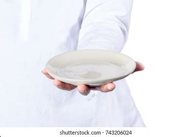 5 435 Woman holding clean plate 图片库存照片和矢量图 Shutterstock