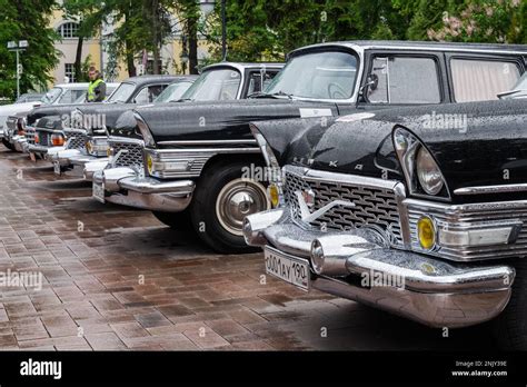 Black Gaz 13 Chaika At Classic Soviet Car Exhibition Stock Photo Alamy