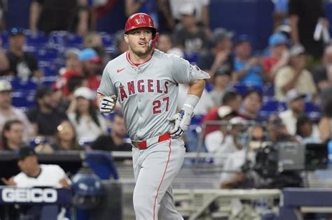 Mlb》神鱒473呎怪物轟！雙響炮炸魚助天使2連勝 體育 中時新聞網