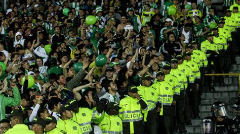 No estamos de acuerdo con que se retire a la policía de los estadios