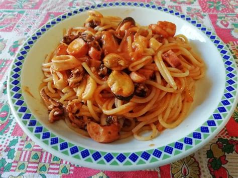 Spaghetti Al Sugo Di Pesce Una Semplice E Veloce Ricetta