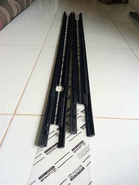 Weather Strip Karet Pelipit Kaca Luar Avanza Xenia Th Original