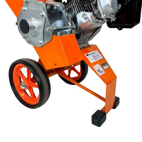 Compact Hp Petrol Garden Shredder Mulcher Chipper Fm Dd Mul Forest