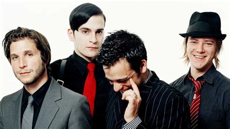 interpol band - Alt77