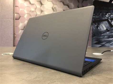 Laptop DELL VOSTRO 15 3520 5M2TT2 I5 1235U 8GD4 512SSD 15 6FHD BT