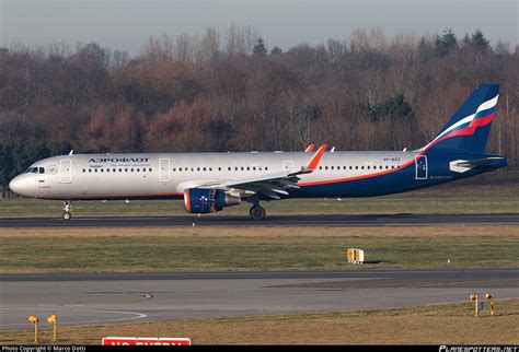 VP BAZ Aeroflot Russian Airlines Airbus A321 211 WL Photo By Marco