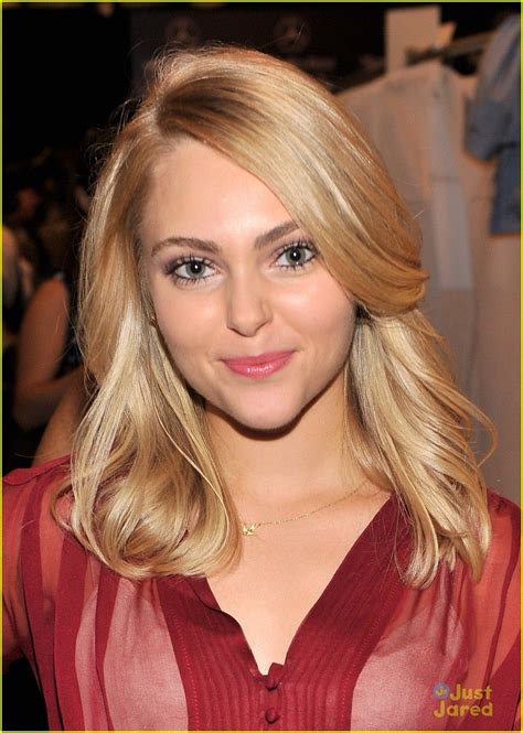 AnnaSophia Robb Annasophia Robb Pink Blonde Hair The Most Beautiful