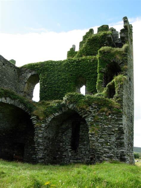 Th Century Ballycarbery Castle Ruins Cahersiveen Ring Of Kerry