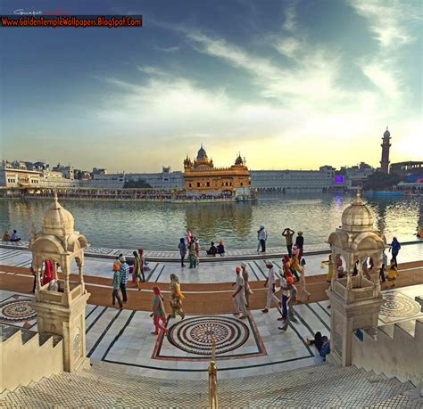 Golden Temple : Sri Harmandir Sahib Famous Pictures