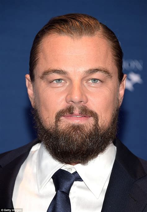 Leonardo DiCaprio shows bushy beard at Clinton awards | Daily Mail Online