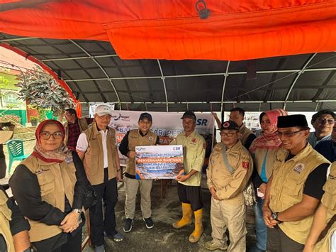 Bank Nagari Salurkan Bantuan Untuk Korban Banjir Lahar Dingin Bukit