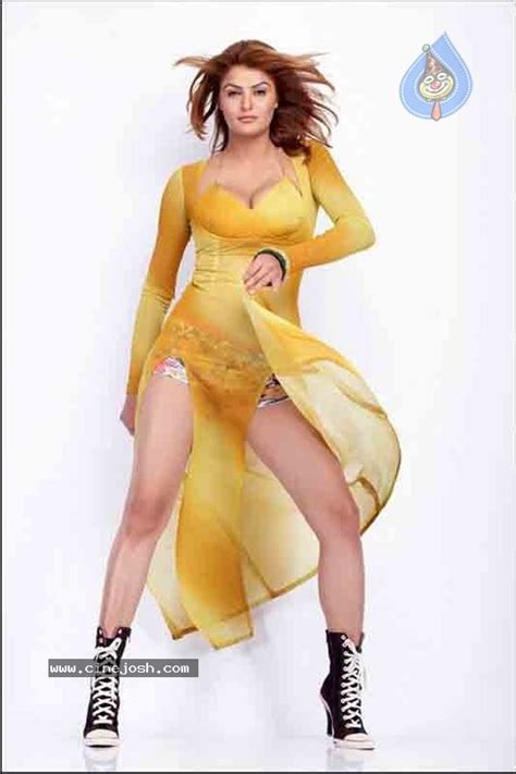 Mahi Hot Stills Photo Of