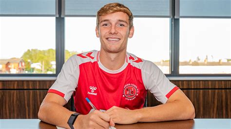 Town Sign Lewis Warrington On A Season Long Loan Deal News