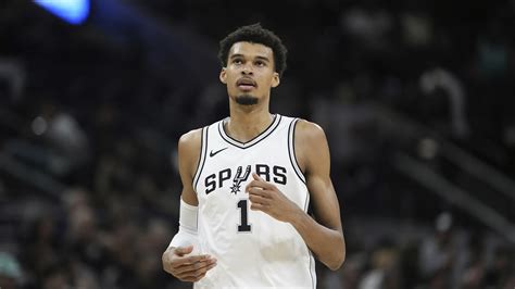 【吧友评选】🌟nba新赛季20大球星之no17：文班亚马🦄 直播吧