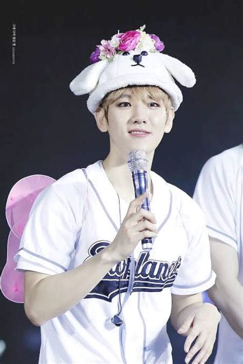 Byun Baekhyun Wiki Love Hotel Krp Amino