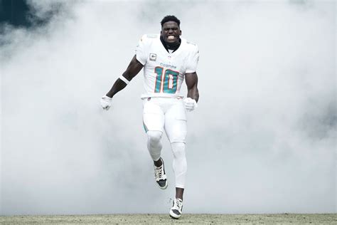 Tyreek Hill Injury Update Vs Titans What Happened To Dolphins Wr