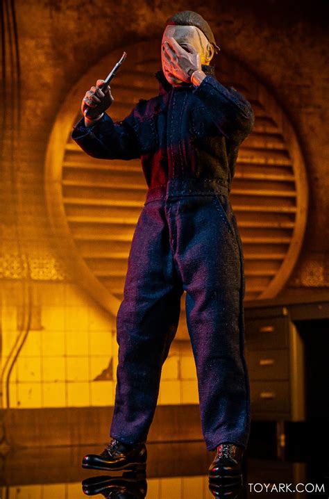 Halloween Ii Michael Myers Retro Clothed Figure By Neca Exclusive