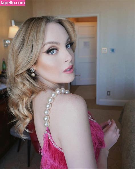 Elizabeth Gillies Lizgillz Nude Leaked Photo Fapello