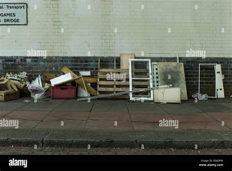 Flytipping London Hi Res Stock Photography And Images Alamy