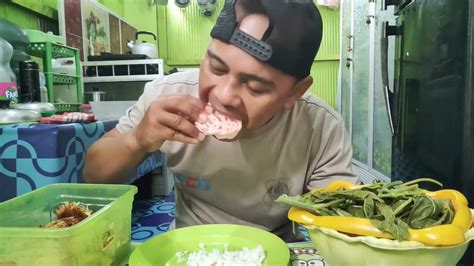 Mukbang Lalapan Pucuk Singkong Kacang Panjang Dan Terong Bakar Youtube