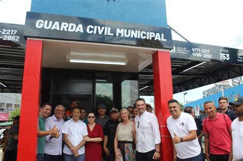 Veja fotos Prefeito de Taboão da Serra Aprígio inaugura Campo do