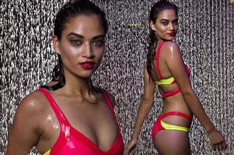 Heres What Victorias Secret Models Look Like In Swimsuits